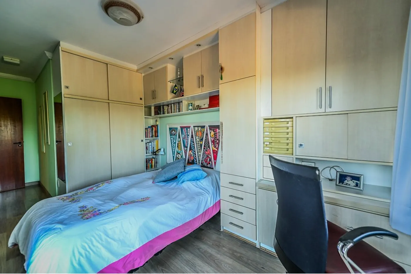 CEP 695 Casa 612481089-2 - REMAX Andar de Cima Exclusividades