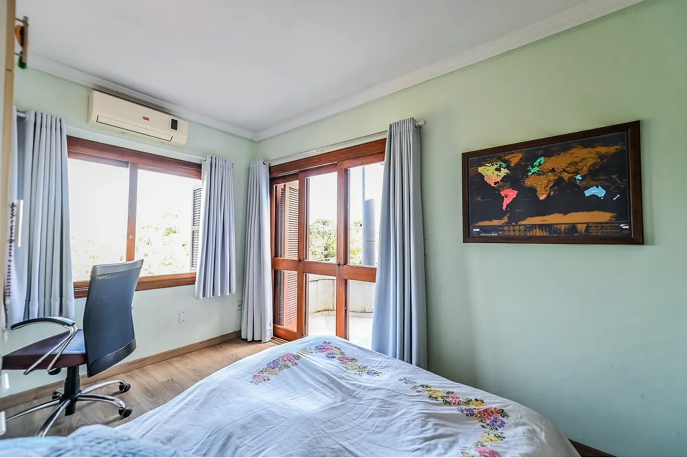 CEP 695 Casa 612481089-2 - REMAX Andar de Cima Exclusividades