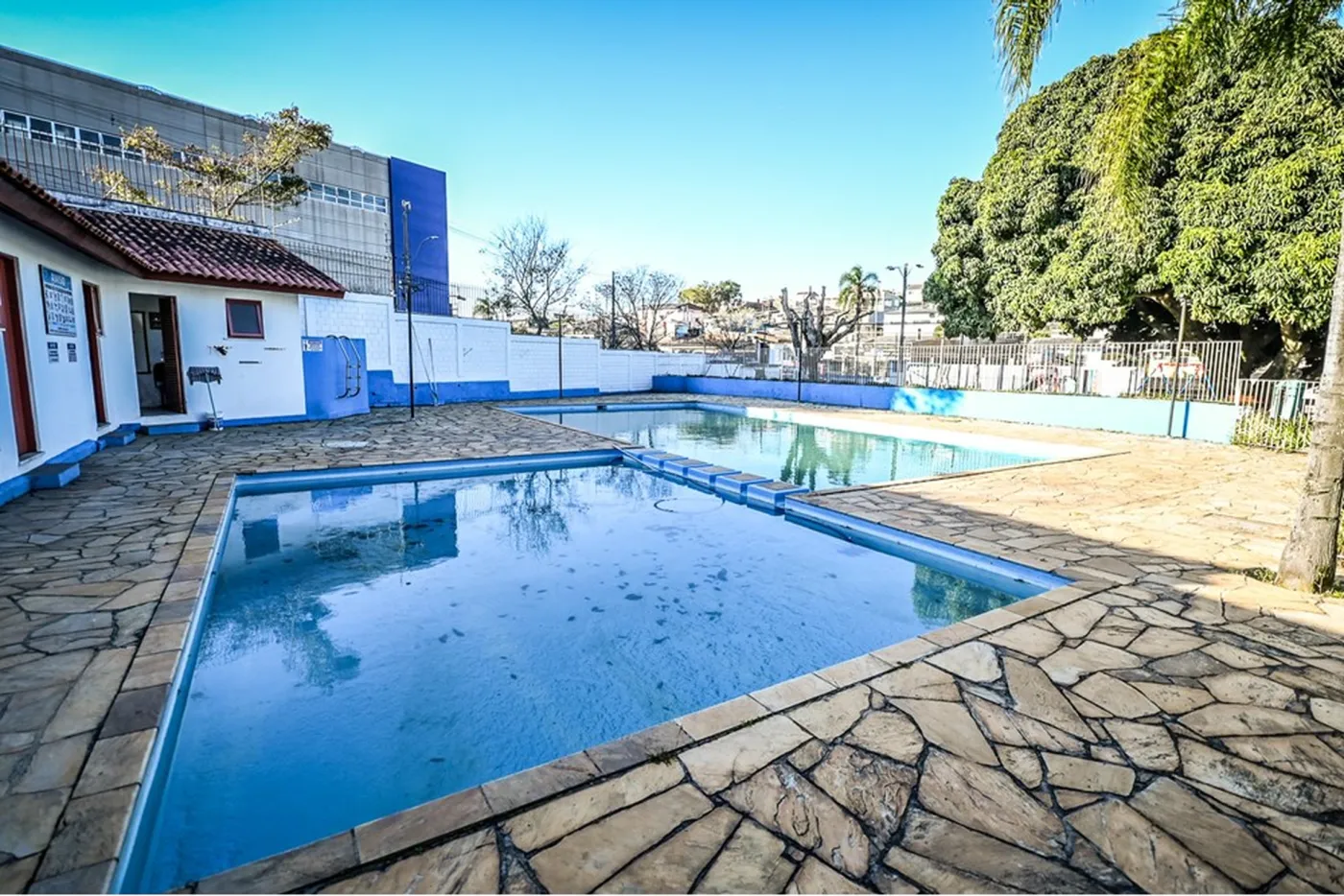 CEP 695 Casa 612481089-2 - REMAX Andar de Cima Exclusividades