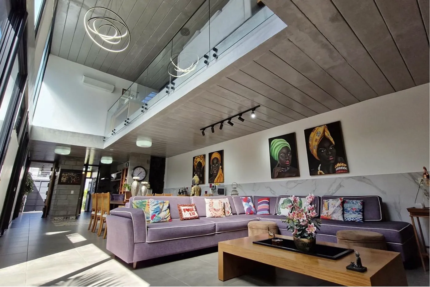 ÁBC 194 602301001-168 - Remax Trinity Exclusividades ÁBC 194 602301001-168 - Remax Trinity Exclusividades