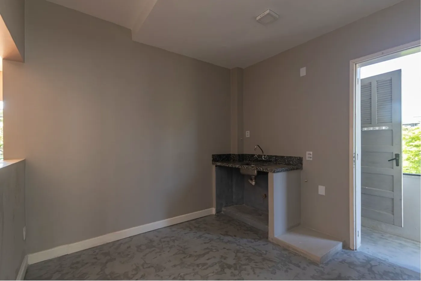 PDBPDB 1480 Apto 612481002-128 - REMAX Andar de Cima Exclusividades