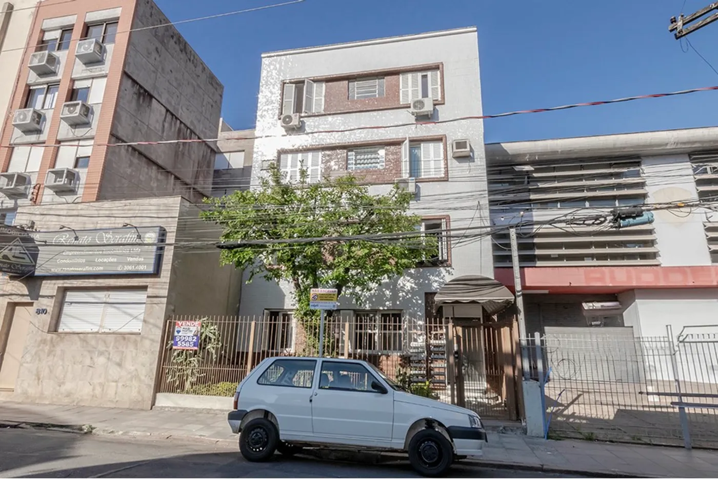 BFSA 818 Apto 612481058-18 - REMAX Andar de Cima Exclusividades