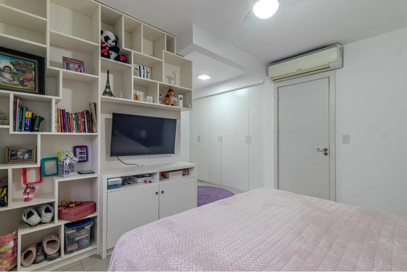TDMT 382 Casa 612481009-30 - REMAX Andar de Cima Exclusividades TDMT 382 Casa 612481009-30 - REMAX Andar de Cima Exclusividades