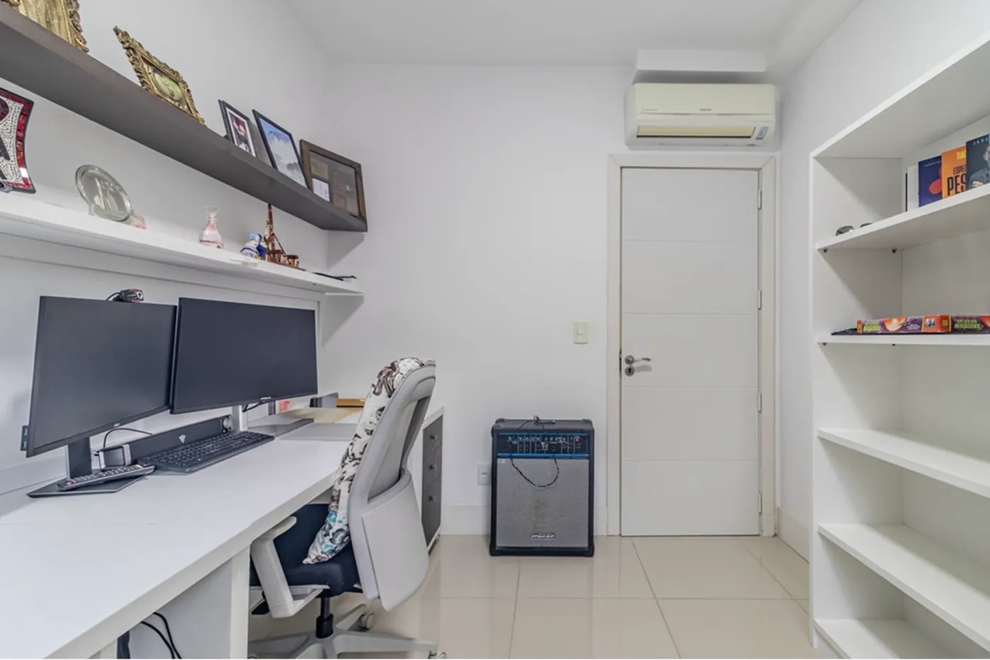 TDMT 382 Casa 612481009-30 - REMAX Andar de Cima Exclusividades TDMT 382 Casa 612481009-30 - REMAX Andar de Cima Exclusividades