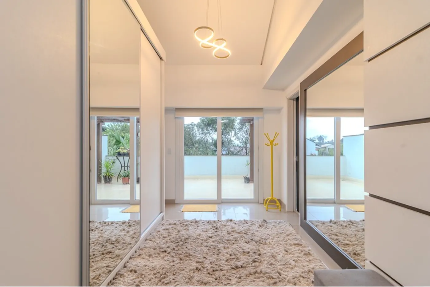 TDMT 382 Casa 612481009-30 - REMAX Andar de Cima Exclusividades TDMT 382 Casa 612481009-30 - REMAX Andar de Cima Exclusividades