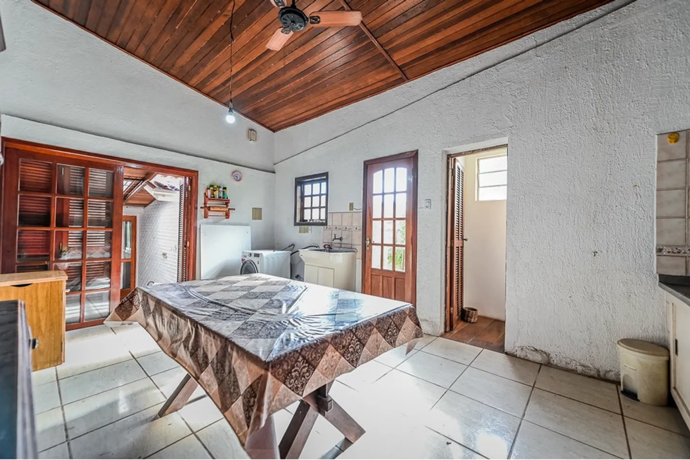 STDP 100 Casa 612481037-106 - REMAX Andar de Cima Exclusividades