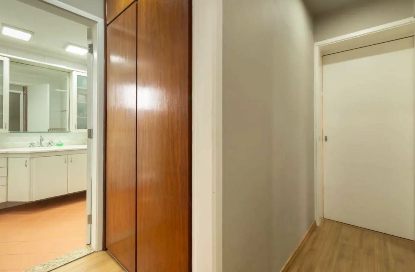 PC 0 Apto AP0106 - Otti Xp Imobiliária Exclusividades