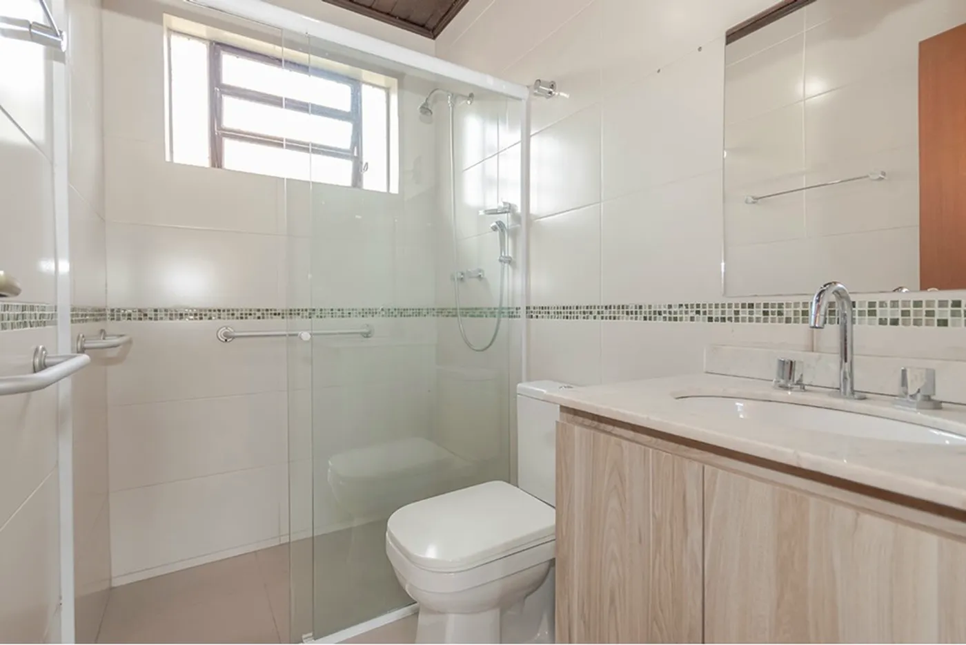 CJB 1190 Casa 612521044-67 - REMAX Place Exclusividades CJB 1190 Casa 612521044-67 - REMAX Place Exclusividades