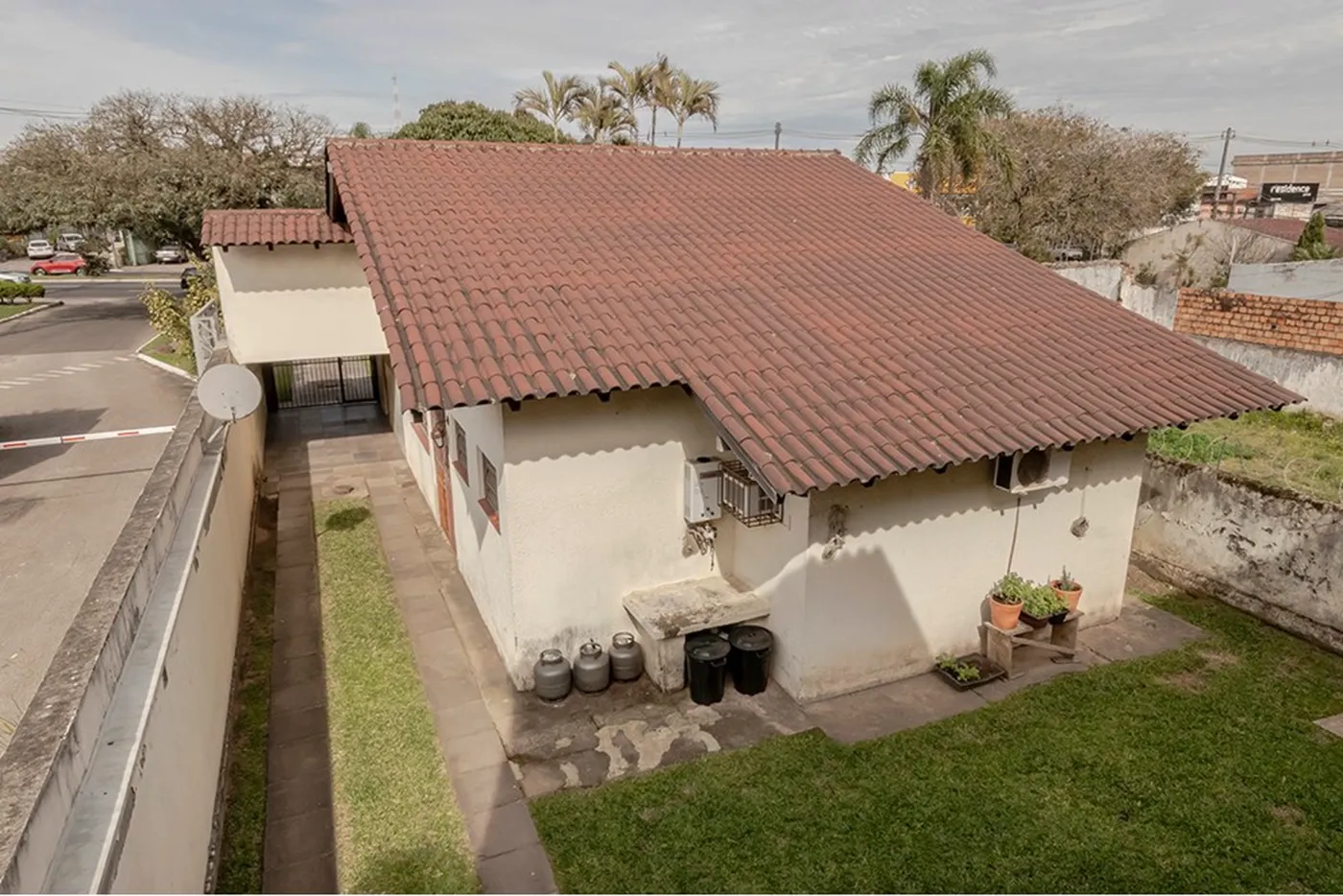 CJB 1190 Casa 612521044-67 - REMAX Place Exclusividades CJB 1190 Casa 612521044-67 - REMAX Place Exclusividades