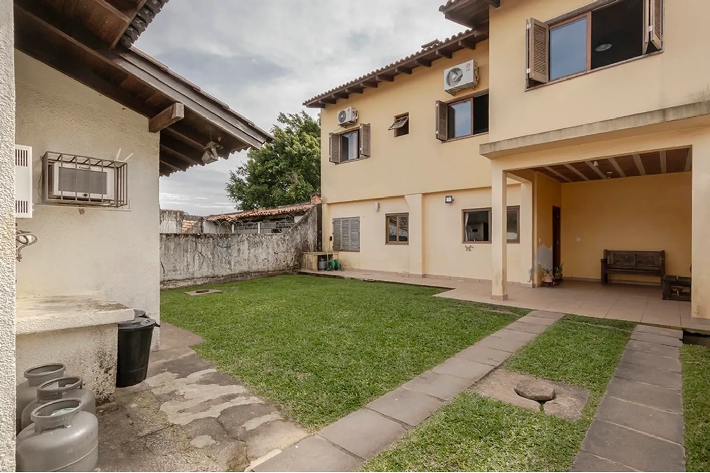 CJB 1190 Casa 612521044-67 - REMAX Place Exclusividades CJB 1190 Casa 612521044-67 - REMAX Place Exclusividades