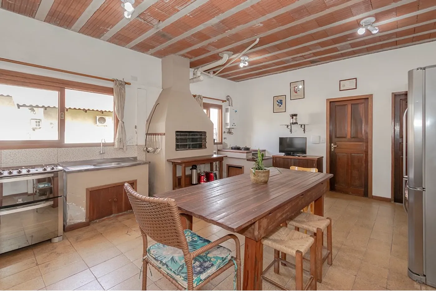 CJB 1190 Casa 612521044-67 - REMAX Place Exclusividades CJB 1190 Casa 612521044-67 - REMAX Place Exclusividades