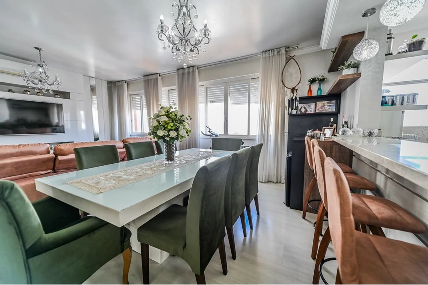 IG 891 Apto 612481023-85 - REMAX Andar de Cima Exclusividades