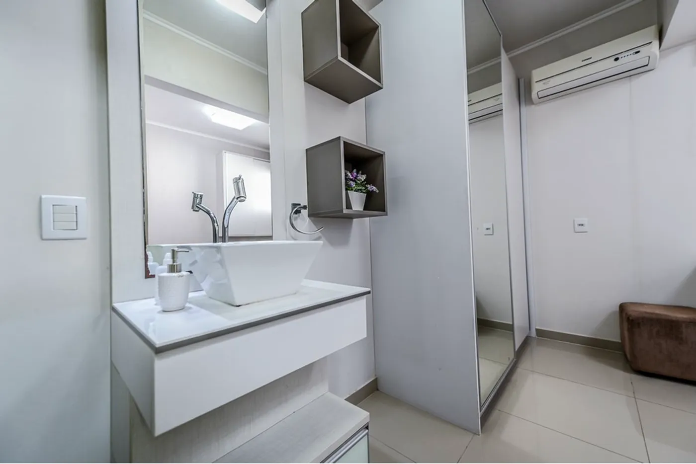 IG 891 Apto 612481023-85 - REMAX Andar de Cima Exclusividades