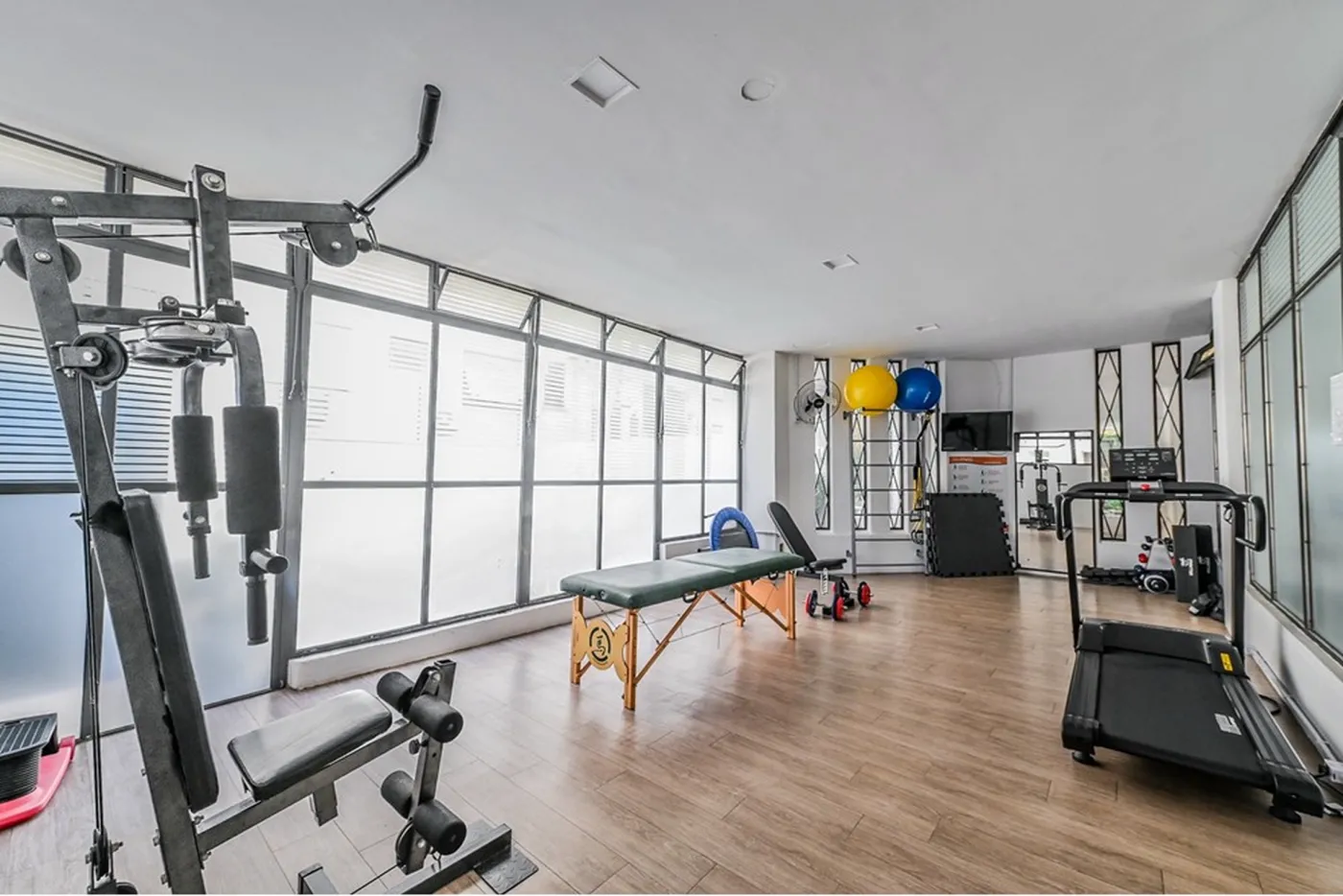 IG 891 Apto 612481023-85 - REMAX Andar de Cima Exclusividades