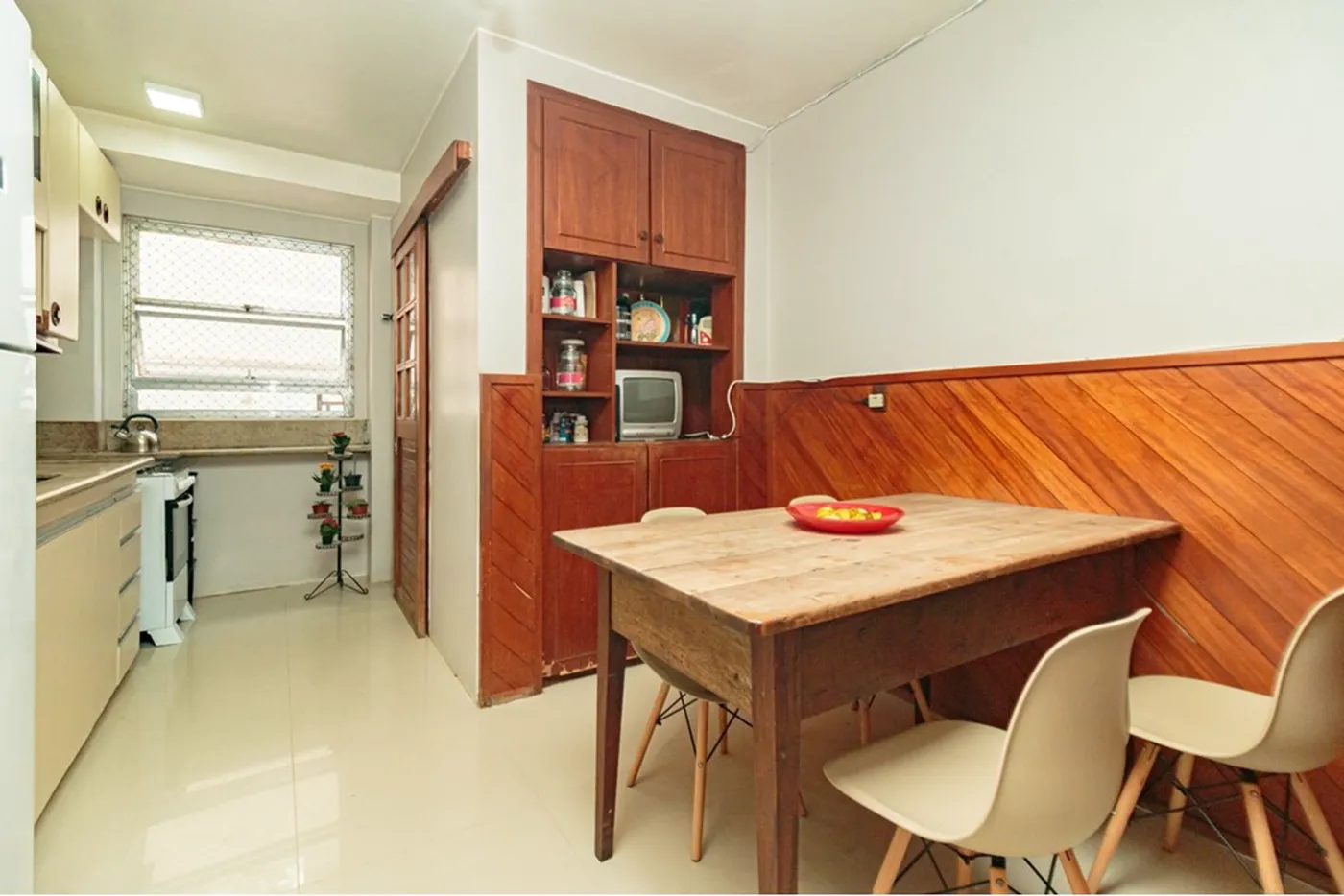 RBMT 225 Apto 610221018-123 - REMAX Donno Exclusividades RBMT 225 Apto 610221018-123 - REMAX Donno Exclusividades