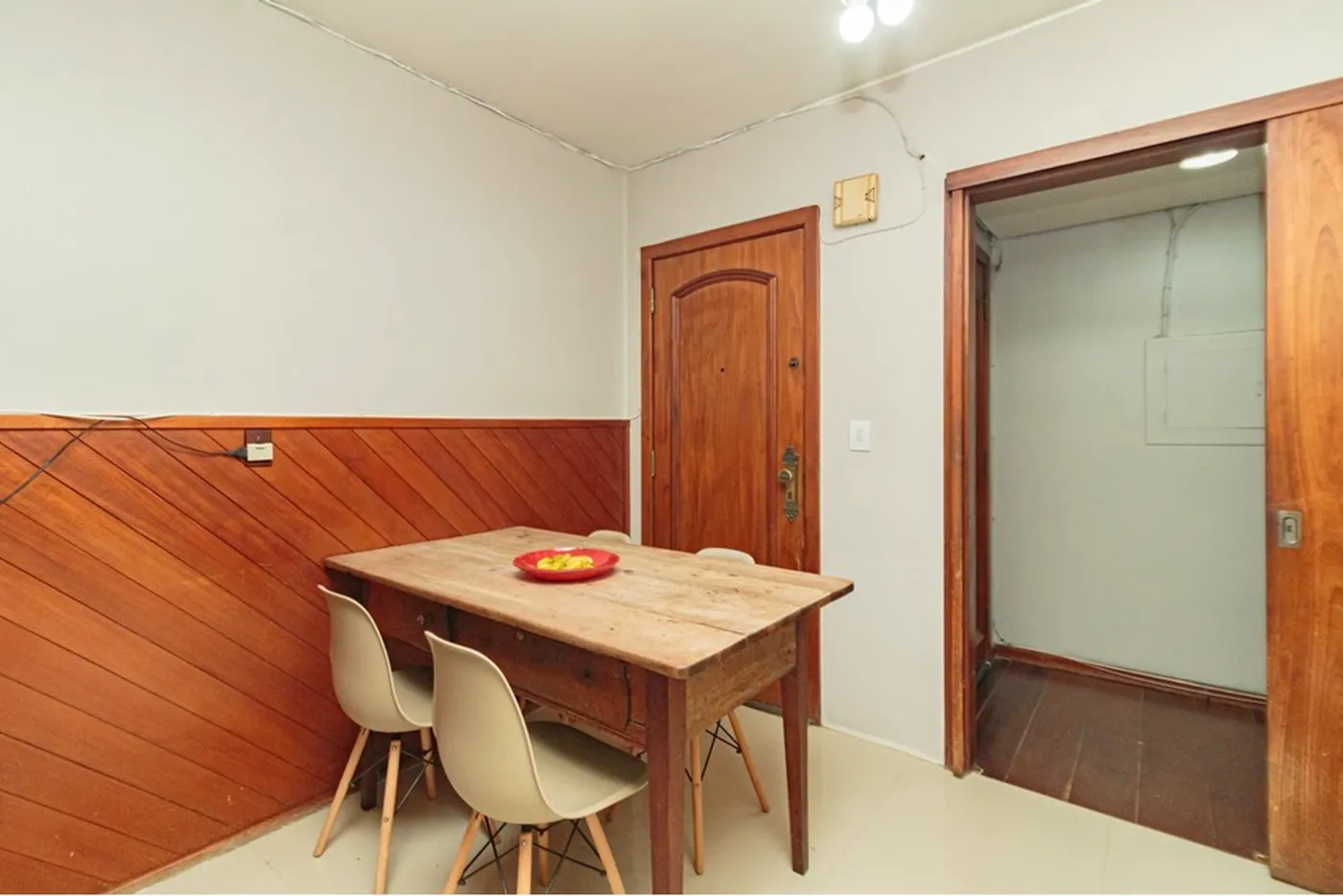 RBMT 225 Apto 610221018-123 - REMAX Donno Exclusividades RBMT 225 Apto 610221018-123 - REMAX Donno Exclusividades