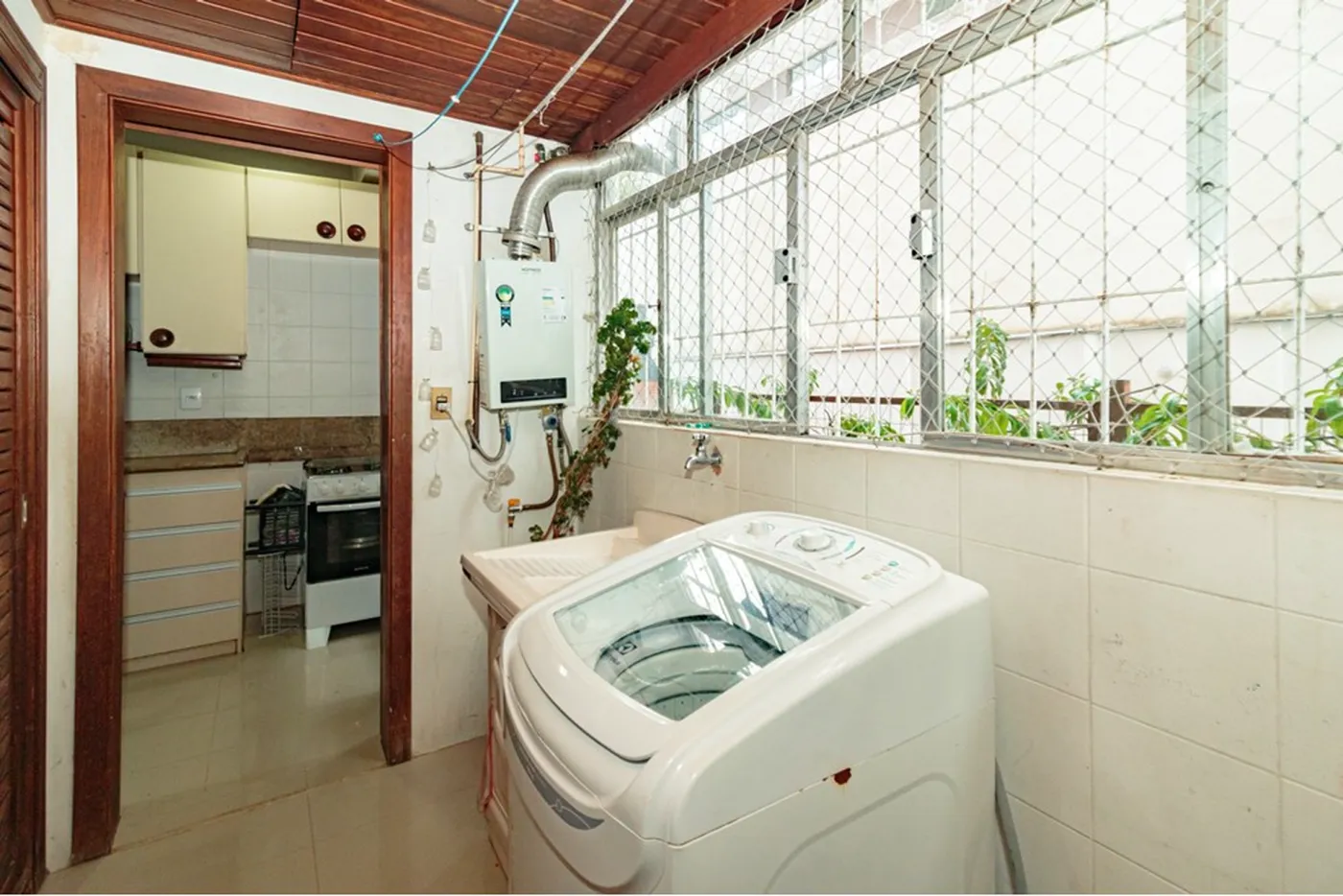RBMT 225 Apto 610221018-123 - REMAX Donno Exclusividades RBMT 225 Apto 610221018-123 - REMAX Donno Exclusividades