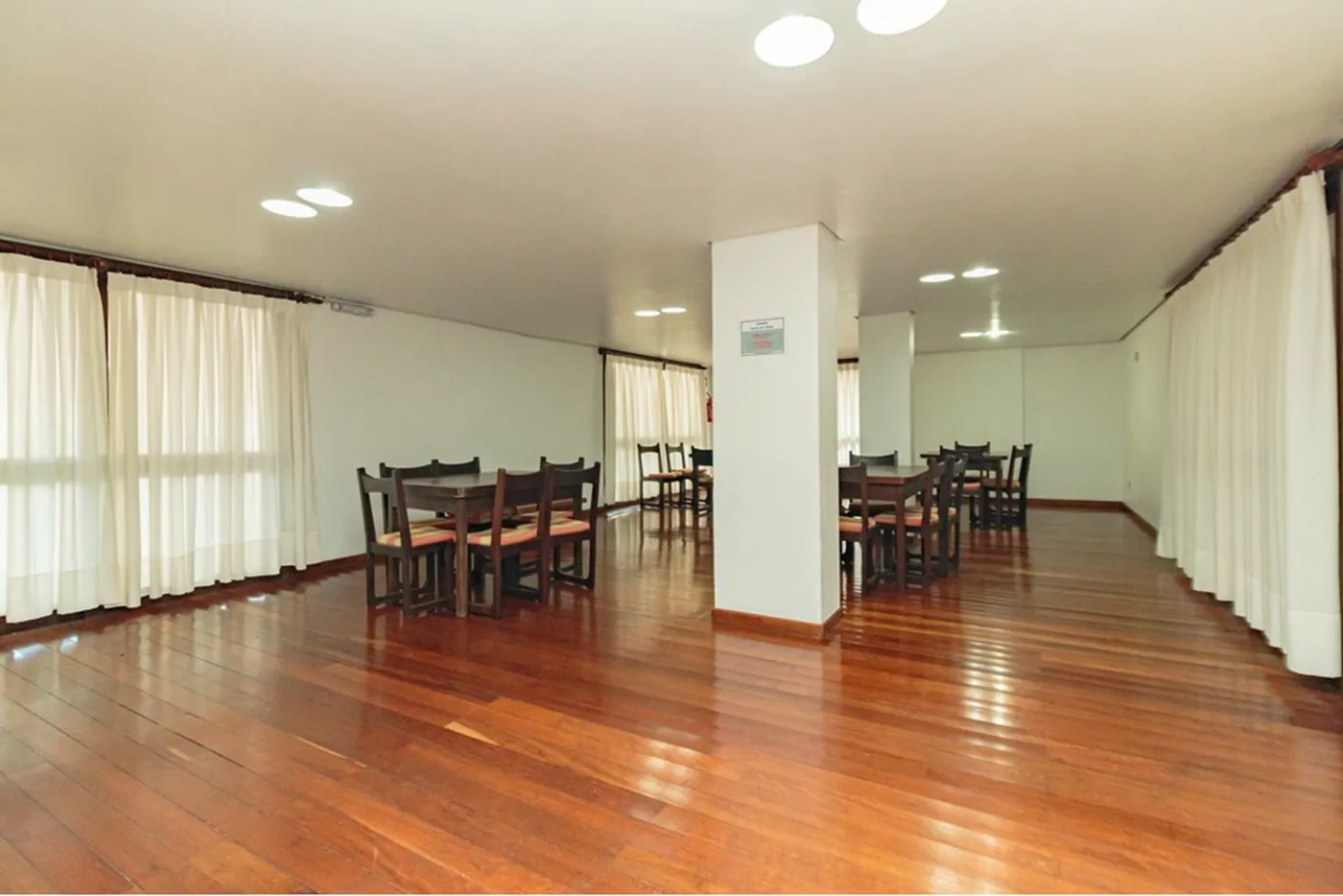 RBMT 225 Apto 610221018-123 - REMAX Donno Exclusividades RBMT 225 Apto 610221018-123 - REMAX Donno Exclusividades