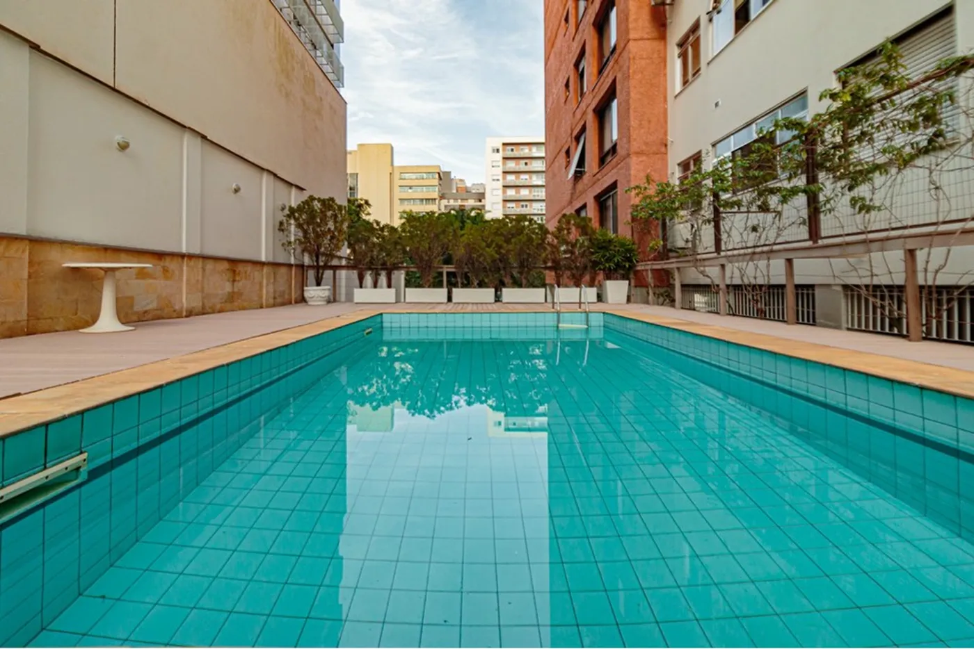 RBMT 225 Apto 610221018-123 - REMAX Donno Exclusividades RBMT 225 Apto 610221018-123 - REMAX Donno Exclusividades