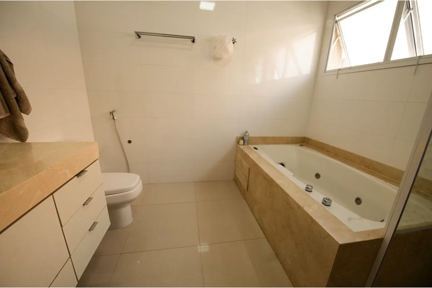 JDGIA 52 Casa 601971072-50 - REMAX Empire Exclusividades JDGIA 52 Casa 601971072-50 - REMAX Empire Exclusividades