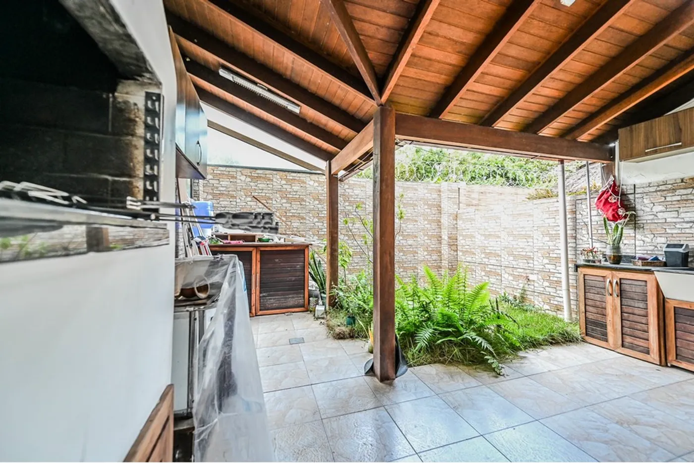 HEPDC 1286 Casa 612481037-110 - REMAX Andar de Cima Exclusividades