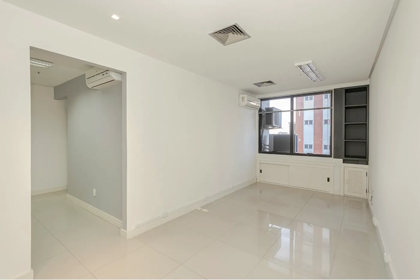 MDVQB 694 Sala 612481096-6 - REMAX Andar de Cima Exclusividades