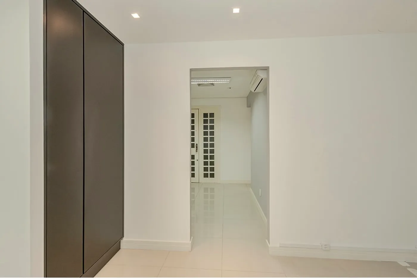 MDVQB 694 Sala 612481096-6 - REMAX Andar de Cima Exclusividades
