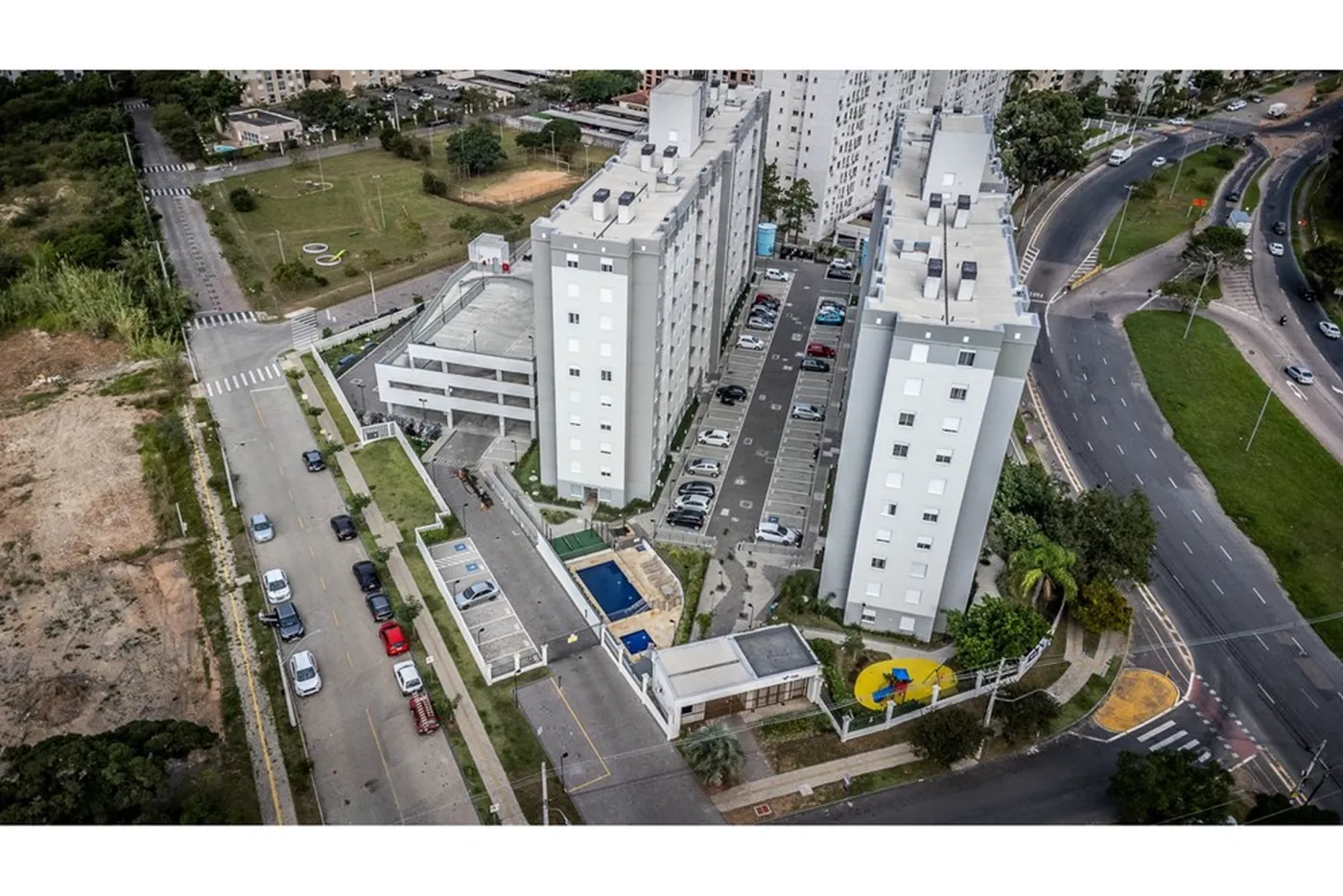 SA3DO 15 Apto 612481063-25 - REMAX Andar de Cima Exclusividades