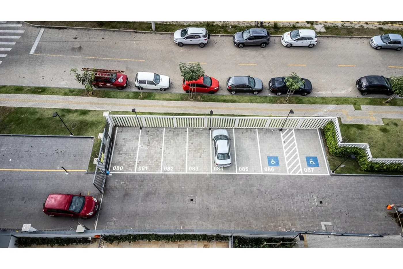SA3DO 15 Apto 612481063-25 - REMAX Andar de Cima Exclusividades
