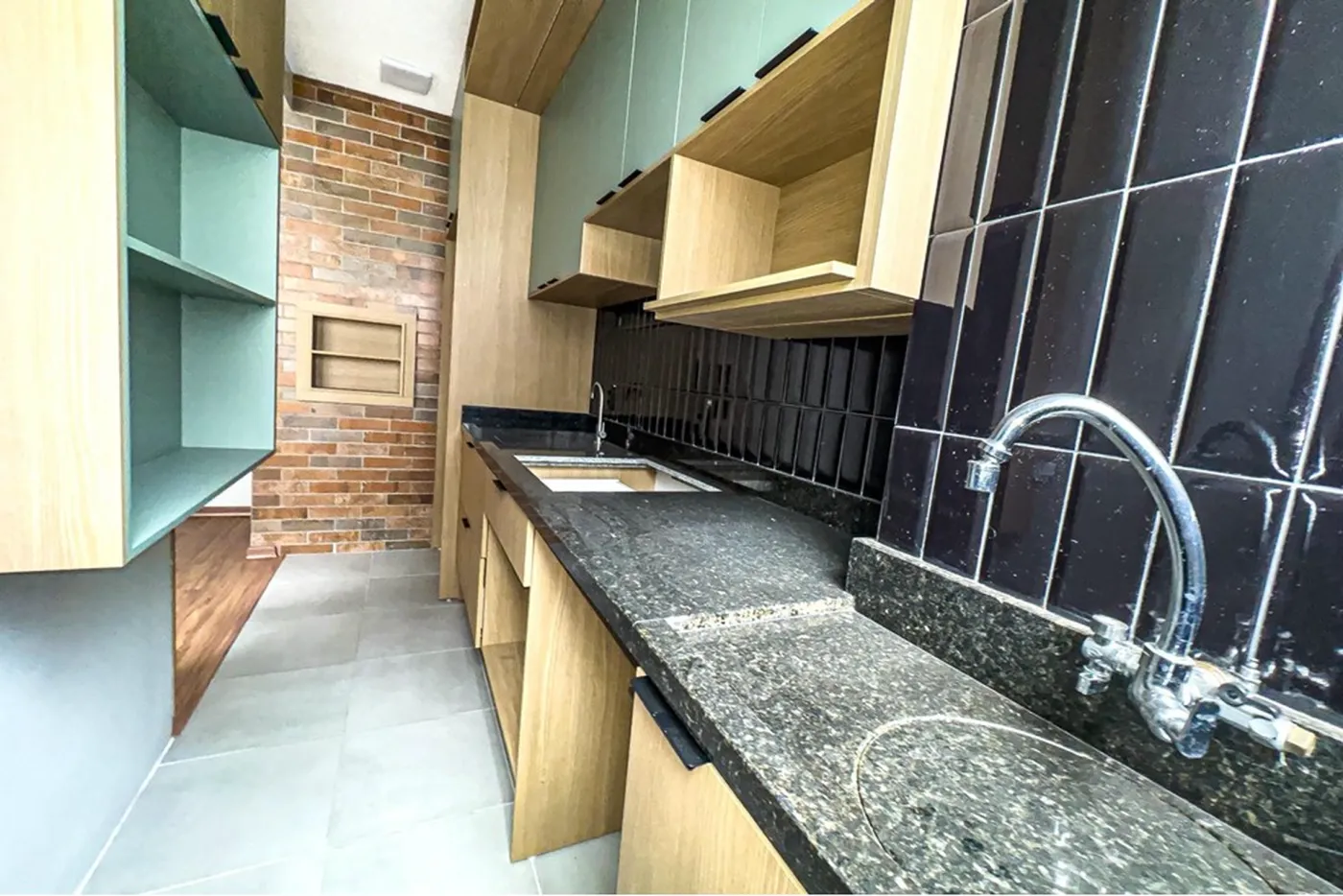 SA3DO 15 Apto 612481063-25 - REMAX Andar de Cima Exclusividades