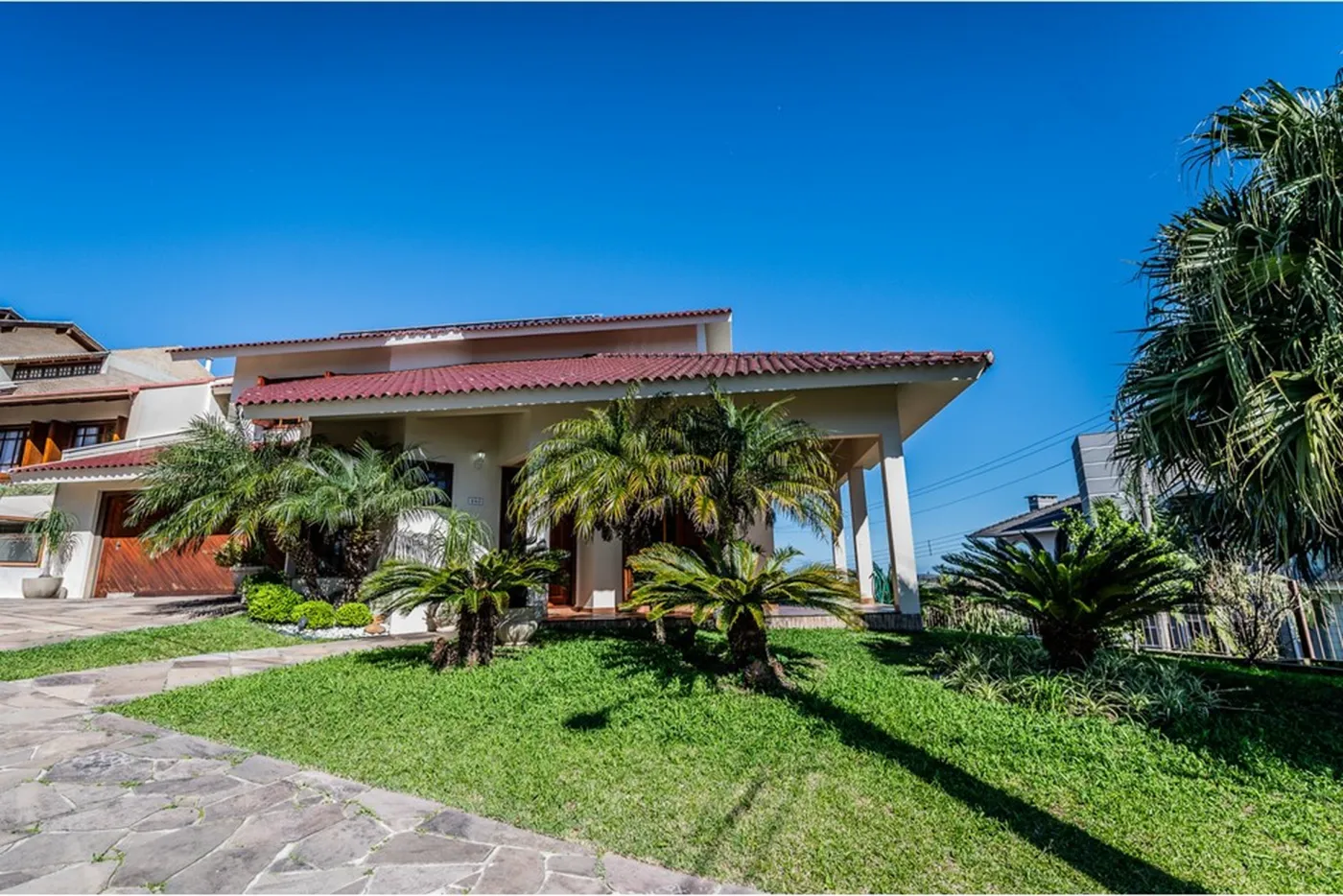 NAADS 356 Casa 612481037-107 - REMAX Andar de Cima Exclusividades