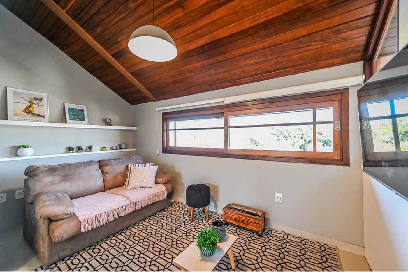 TGR 165 Casa 612481037-111 - REMAX Andar de Cima Exclusividades