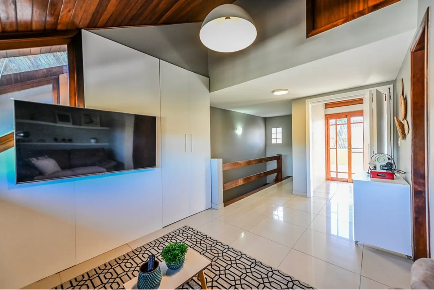TGR 165 Casa 612481037-111 - REMAX Andar de Cima Exclusividades