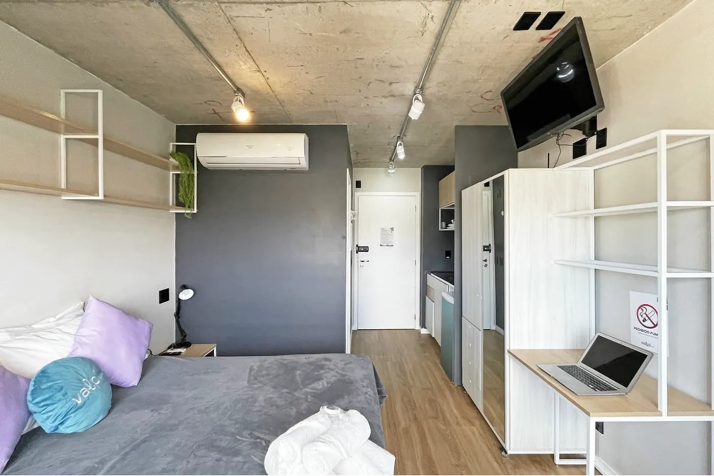 SCDE 415 Apto 612481109-1 - REMAX Andar de Cima Exclusividades