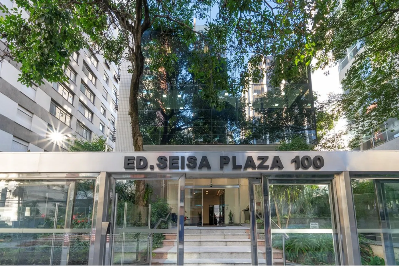 IBT 100 Sala 601241007-79 - REMAX Ville Exclusividades