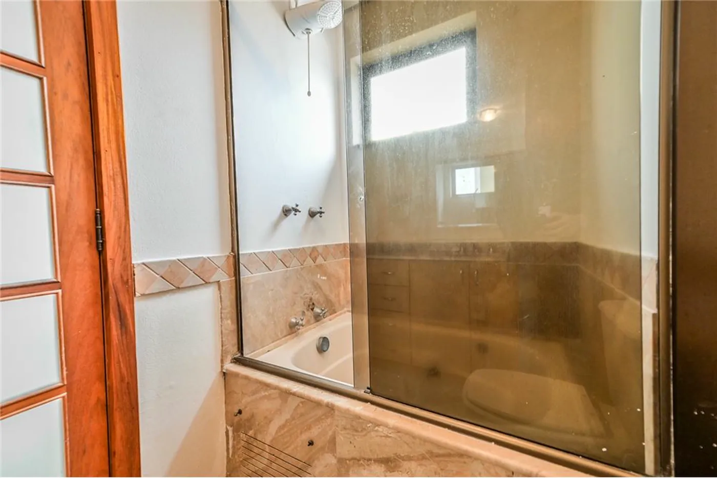 MC 50 Apto 612481080-26 - REMAX Andar de Cima Exclusividades