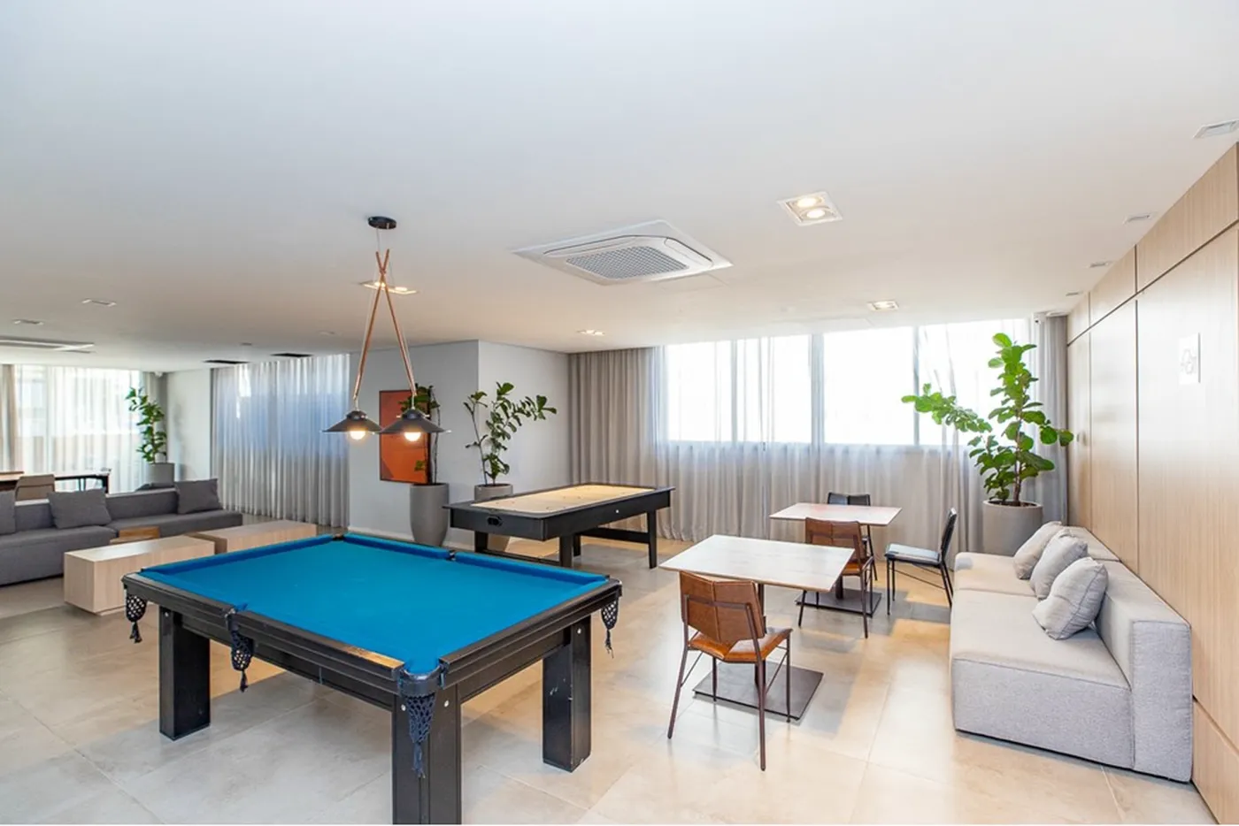 CKDRJ 2070 Apto 601241014-62 - REMAX Ville Exclusividades