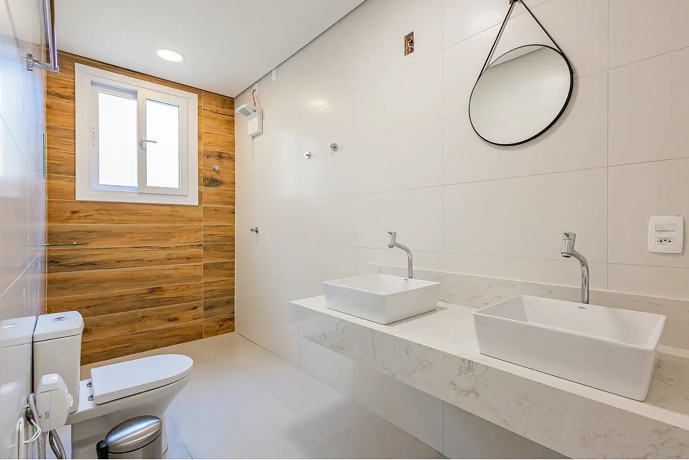PJA 577 Apto 612481023-86 - REMAX Andar de Cima Exclusividades
