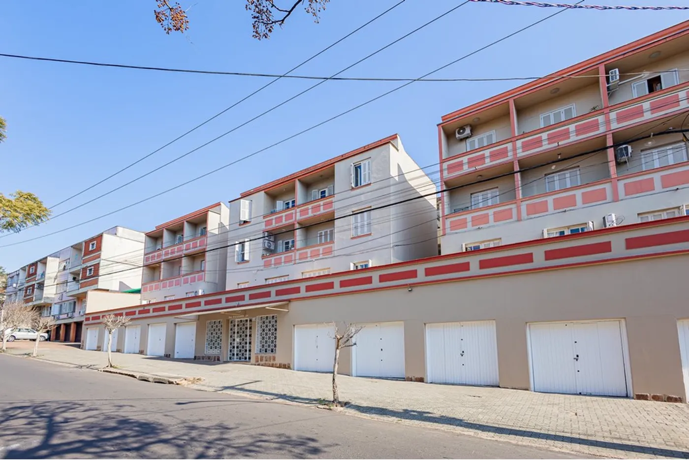 PJA 577 Apto 612481023-86 - REMAX Andar de Cima Exclusividades