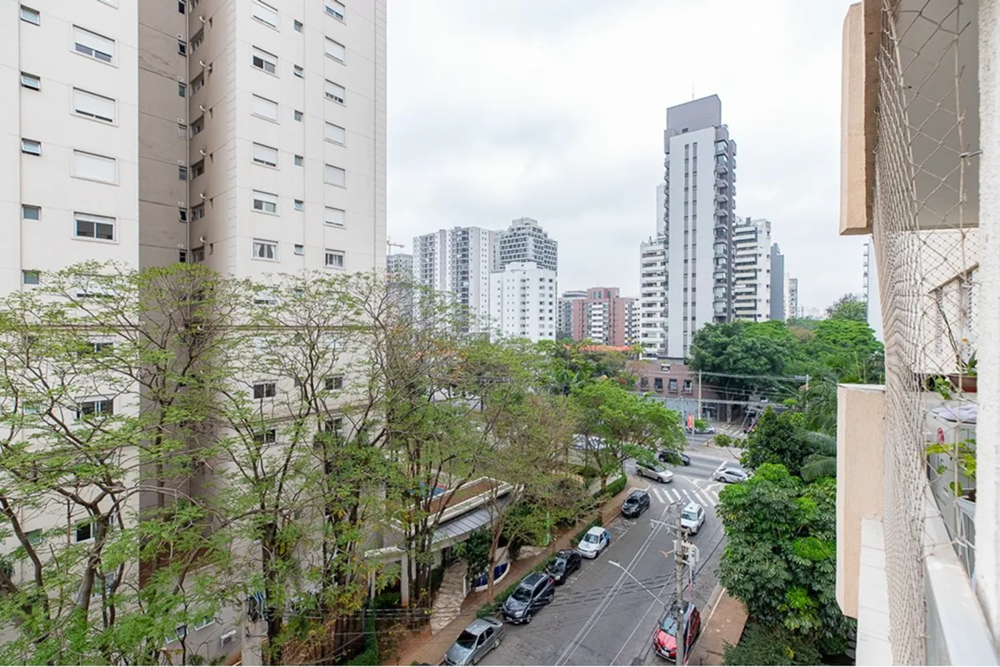 CBMDB 999 Apto 601241044-42 - REMAX Ville Exclusividades