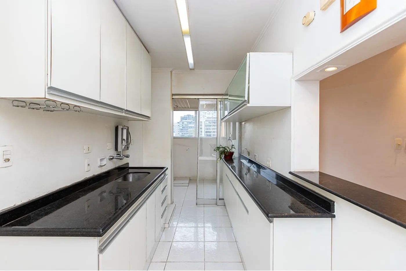 CBMDB 999 Apto 601241044-42 - REMAX Ville Exclusividades