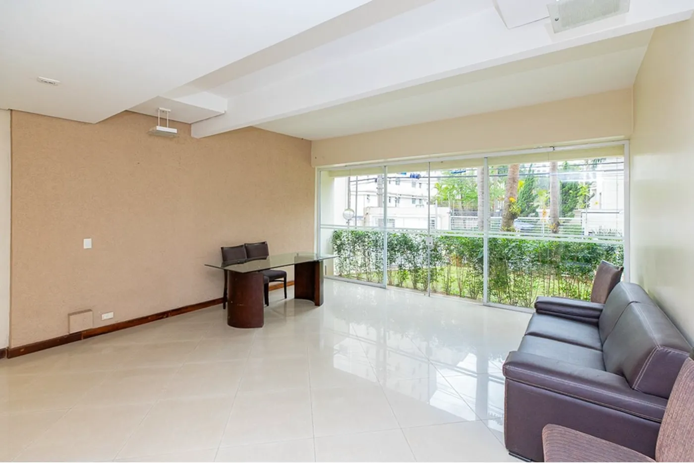 CBMDB 999 Apto 601241044-42 - REMAX Ville Exclusividades