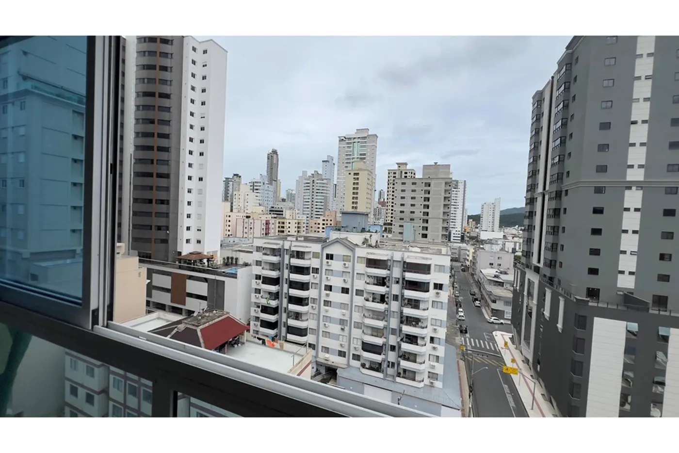 C2 145 Apto 590231197-7 - REMAX Dream On Exclusividades