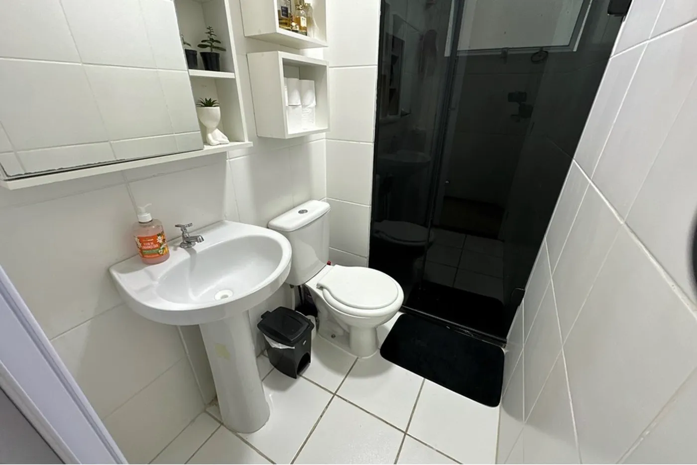 MGALR 263 Apto 610241034-21 - REMAX 520 Exclusividades MGALR 263 Apto 610241034-21 - REMAX 520 Exclusividades