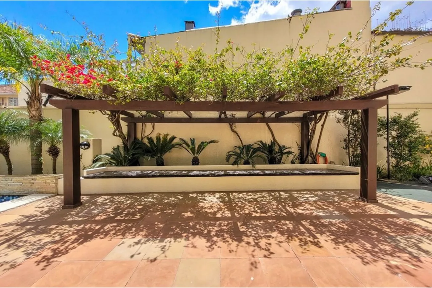 MDGV 1271 Apto 612481029-159 - REMAX Andar de Cima Exclusividades MDGV 1271 Apto 612481029-159 - REMAX Andar de Cima Exclusividades