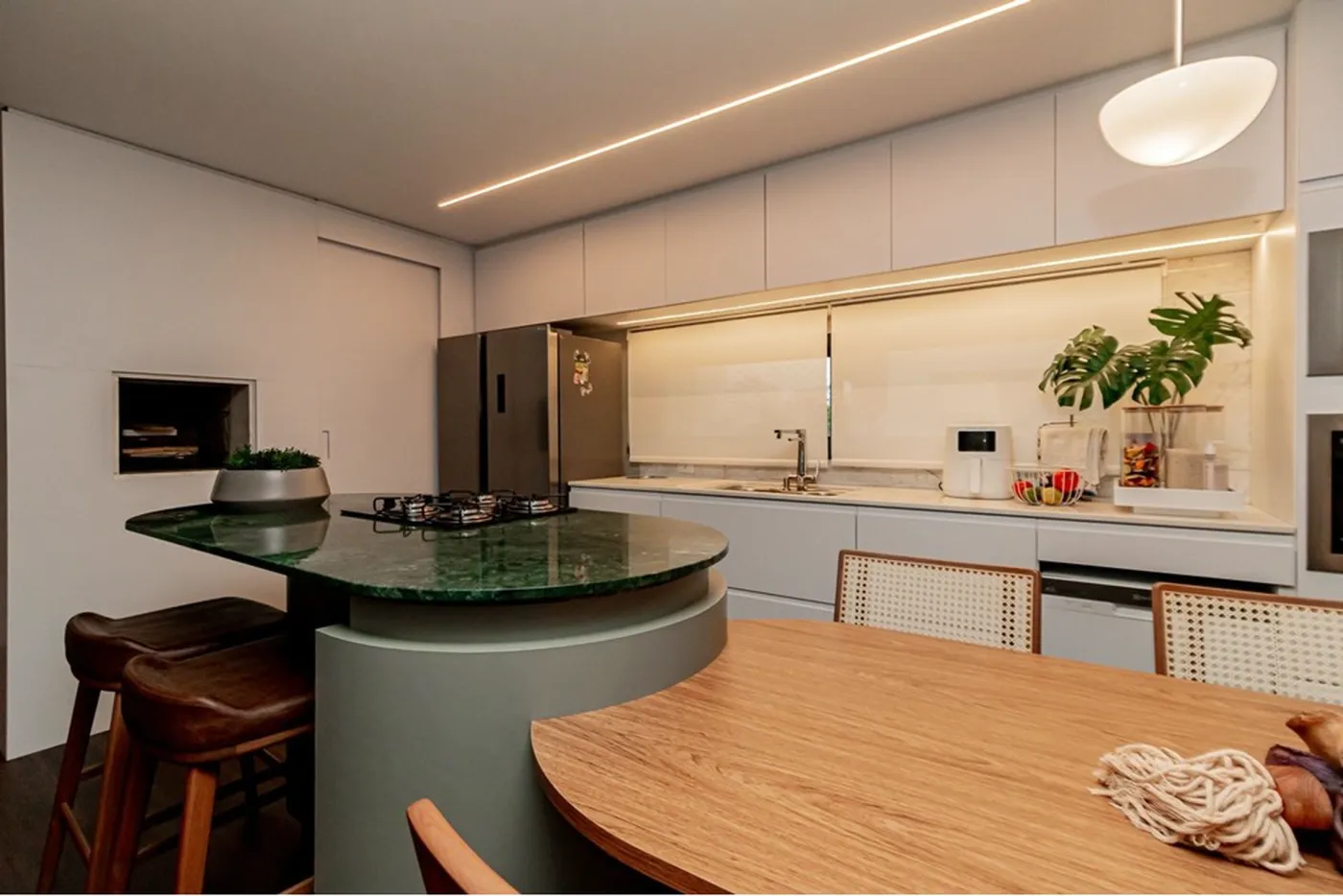ACB 980 Apto 610221042-56 - REMAX Donno Exclusividades ACB 980 Apto 610221042-56 - REMAX Donno Exclusividades