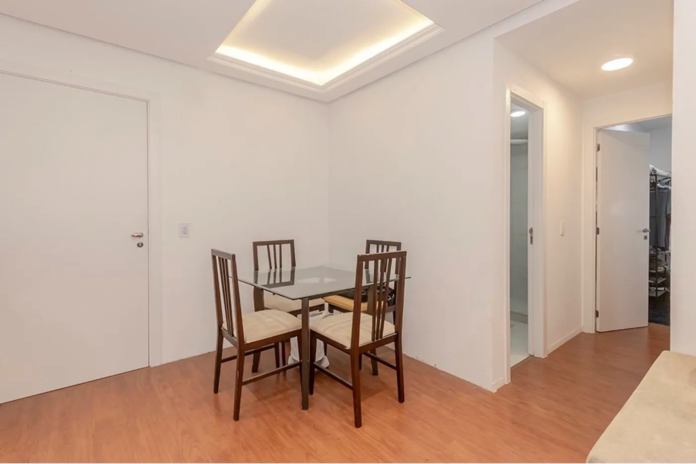 JLG 520 Apto 612521043-31 - REMAX Place Exclusividades JLG 520 Apto 612521043-31 - REMAX Place Exclusividades