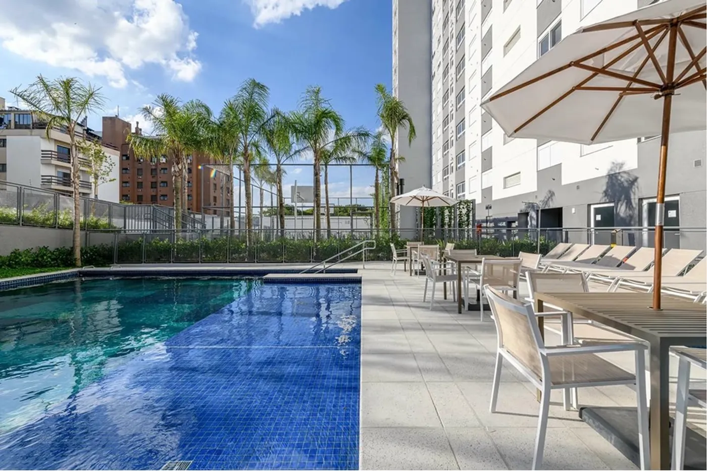 JLG 520 Apto 612521043-31 - REMAX Place Exclusividades JLG 520 Apto 612521043-31 - REMAX Place Exclusividades