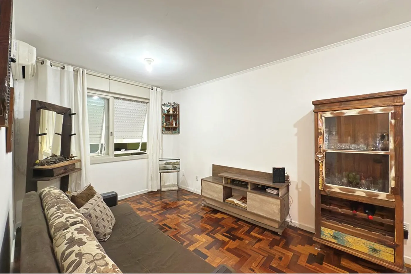 PBDA 125 Apto 612481060-21 - REMAX Andar de Cima Exclusividades