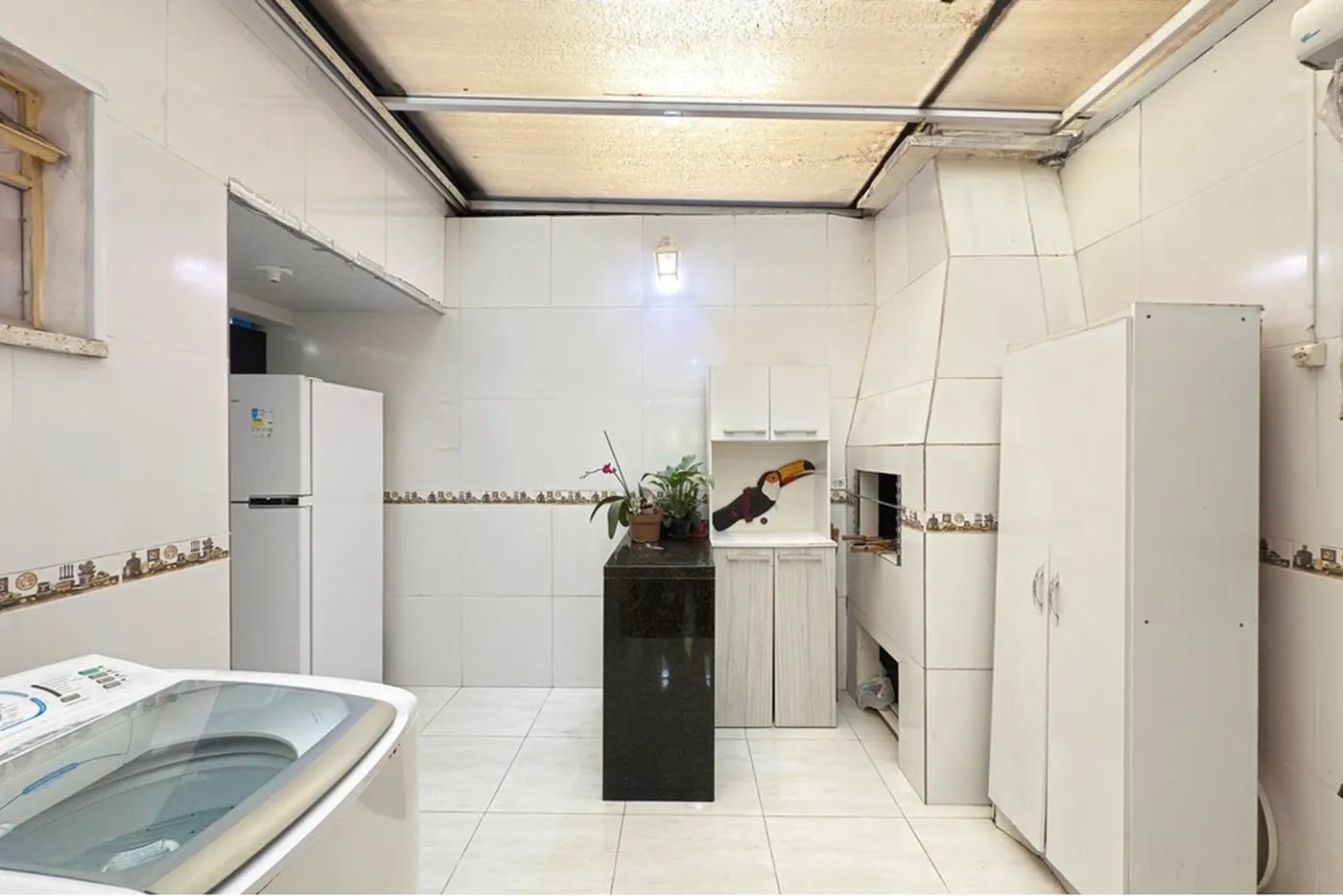PBDA 125 Apto 612481060-21 - REMAX Andar de Cima Exclusividades